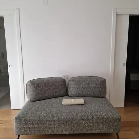 Al Civico 50 أندريا